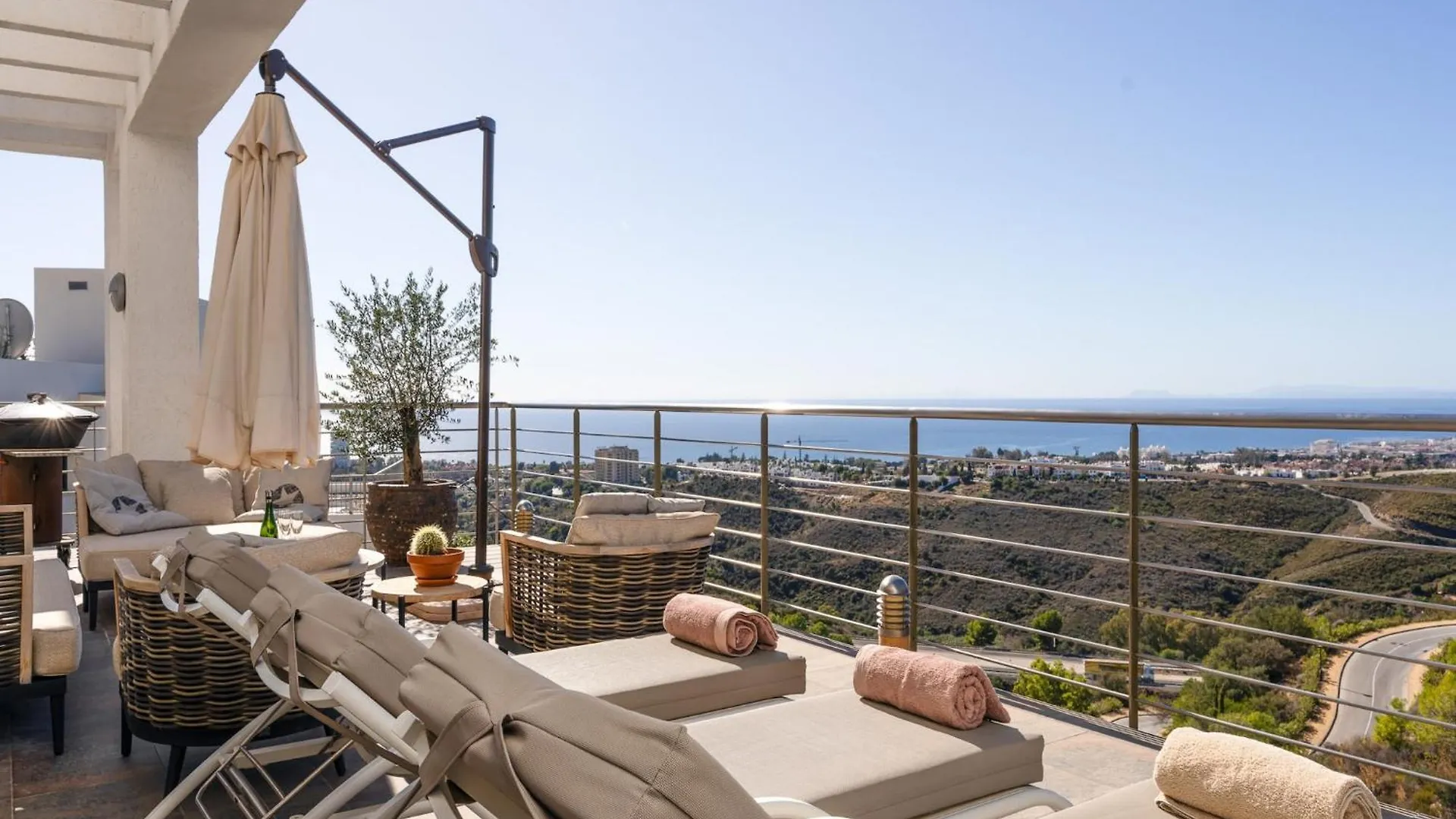 Lavish Villa With Private Pool Marbella Spain